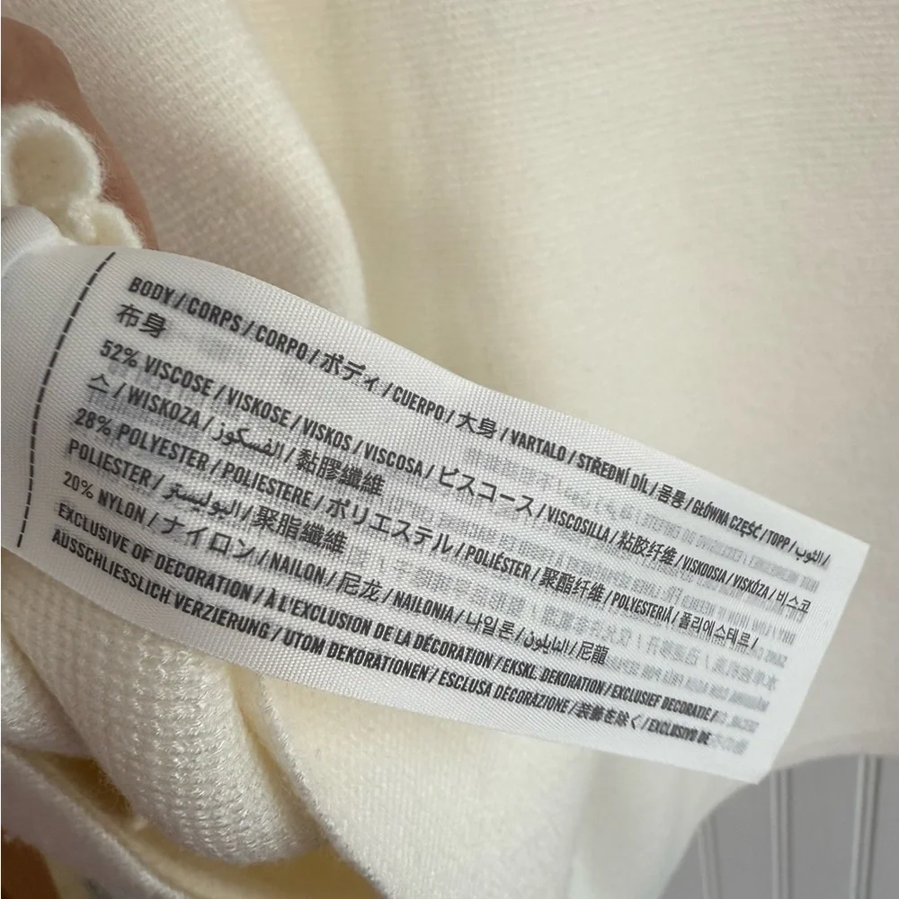 Abercrombie & Fitch White Short Sleeve Cardigan with Black Trim - Picture 7 of 7
